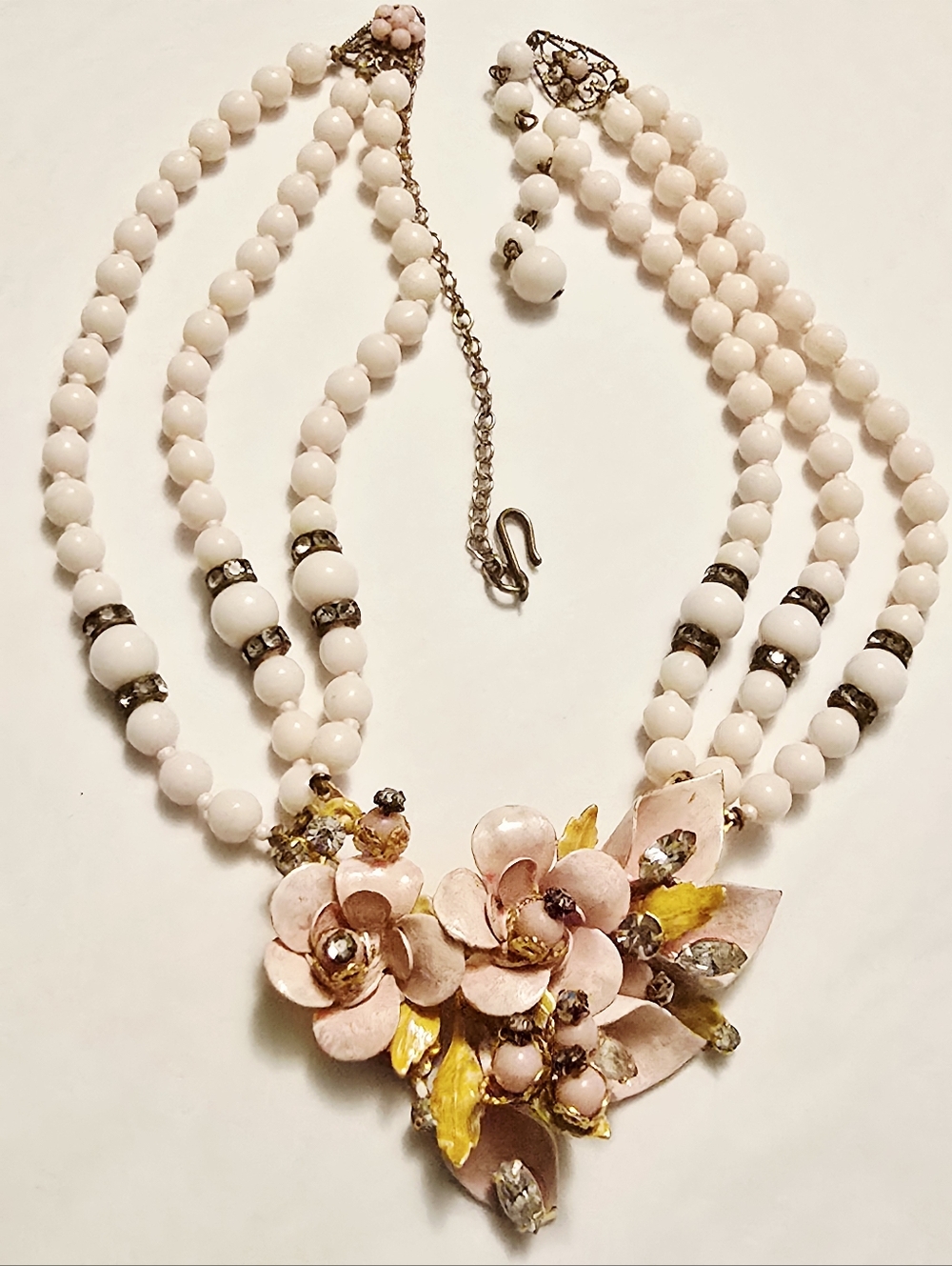vintage Miriam Haskell Original Robert STYLE unsign pink rhinestone Necklace